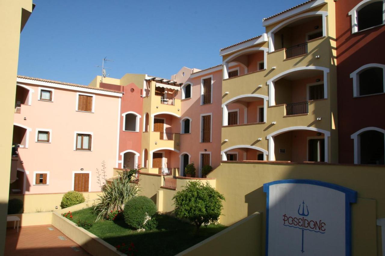 Апартаменты La Residenza Poseidone Санта-Тереза-Галлура Экстерьер фото